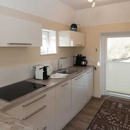 Reetdachhaus Suderende Holiday home *